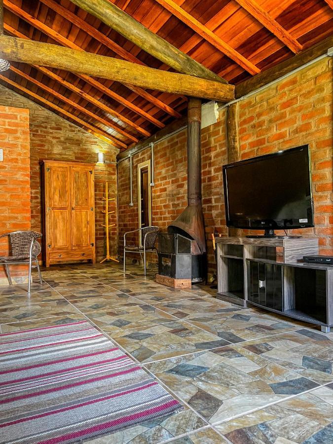 Pousada - Casa De Barro Santo Antônio do Pinhal Exterior foto